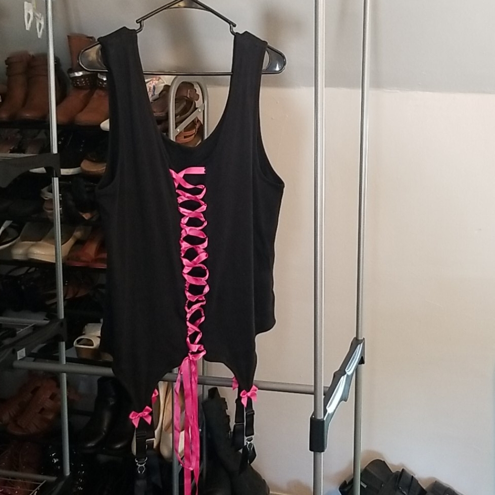 Hips & Curves Lace Down Tank